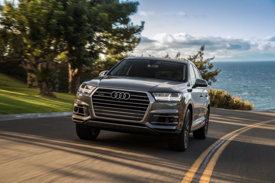  Audi Q7 TFSI Quattro (4M) 2016 года  (NA) (фото 37 из 40)